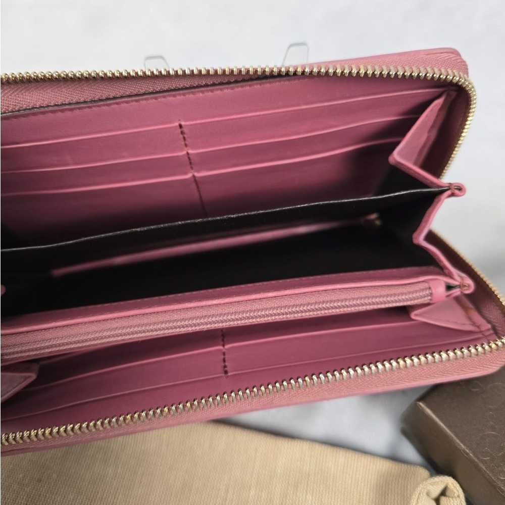 Gucci Pink and Brown GG Pattern Wallet - Picture 3 of 3